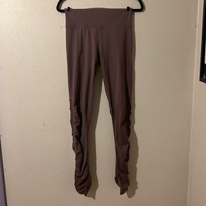 Fabletics size 6 leggings